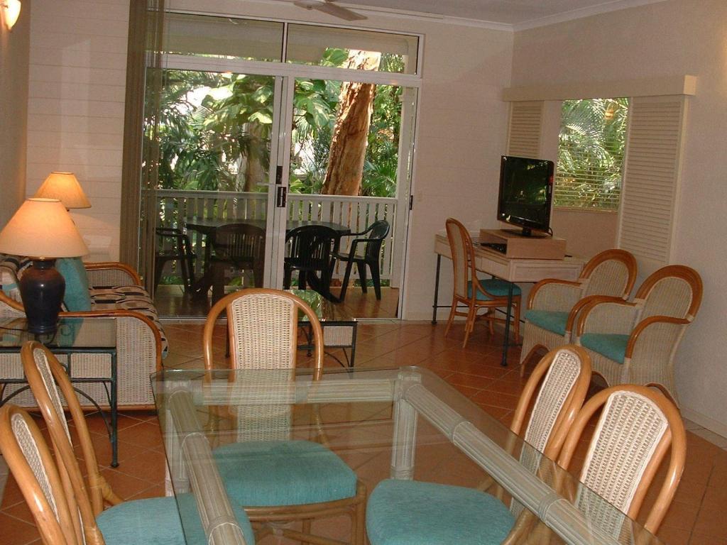 Palm Cove Tropic Apartments Room photo